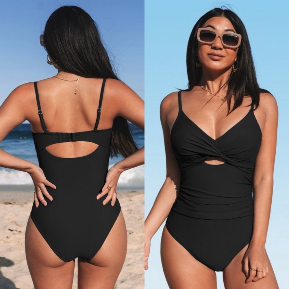 NWT Women's‎ Twist Front Cutout One Piece Swimsuit SIZE MEDIUM